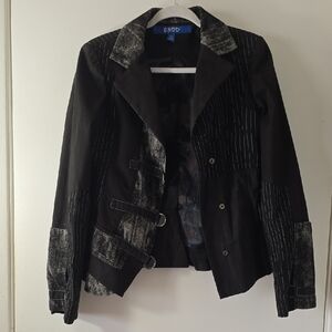 Chic Black and Gray Women's Blazer
